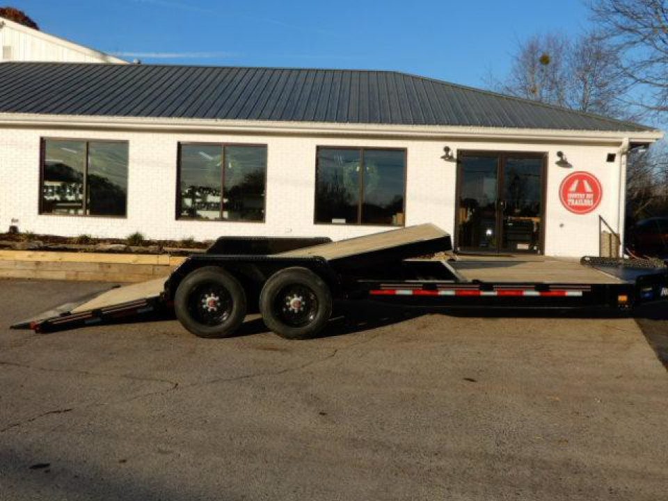 New 2025 Diamond C 22'x80" Tilt Equipment, 18K GVWR, Torsion Axles, HDT208