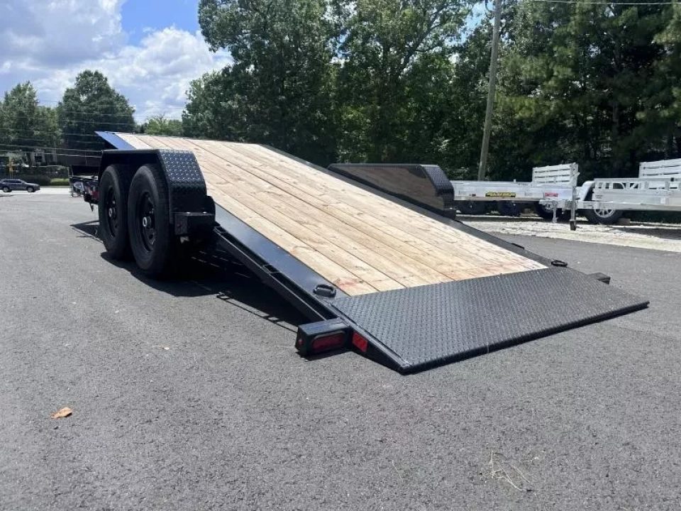New 2025 Diamond C 82x20' Hydraulically Dampened Tilt Equipment, 14000 GVWR, HTL207