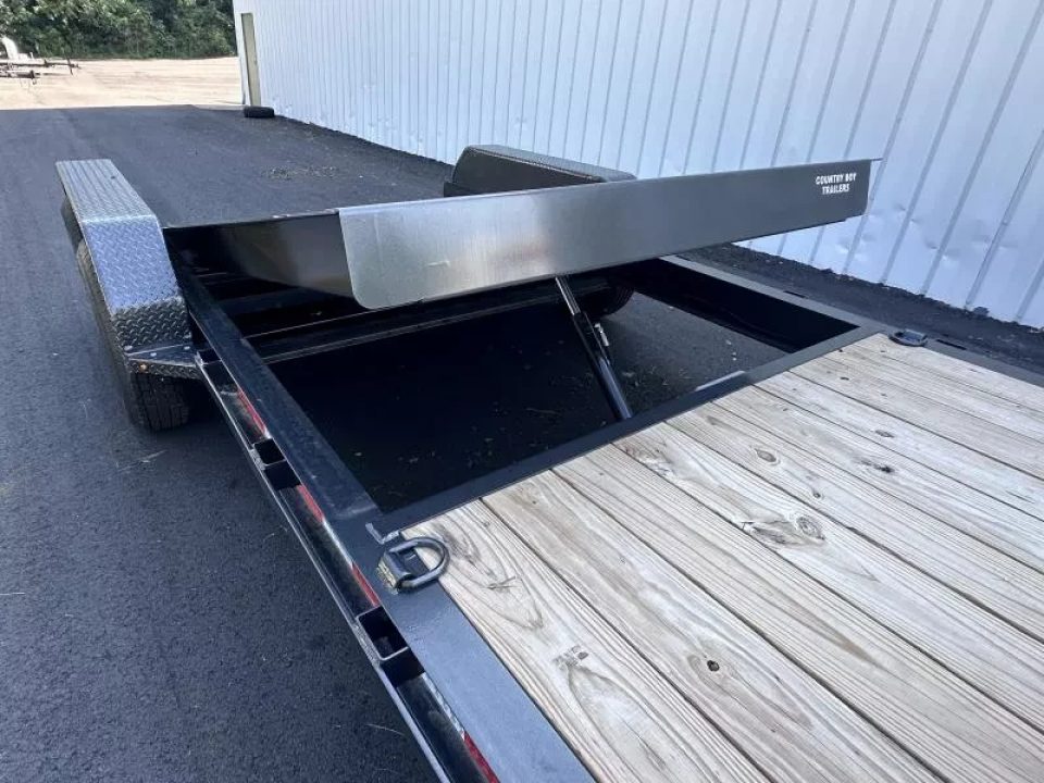 New 2025 Diamond C 20' Equipment Hydraulically Dampened Tilt, 14k GVWR, HTL207