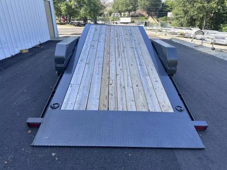 New 2025 Diamond C 20' Equipment Hydraulically Dampened Tilt, 14k GVWR, HTL207