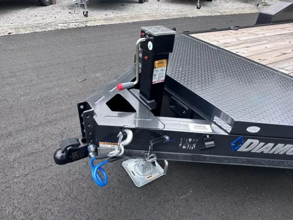 New 2025 Diamond C 82"x16' Low Profile Equipment, 14900 GVWR, 2' Dove, LPX207