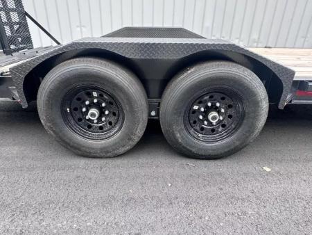New 2025 Diamond C 82"x16' Low Profile Equipment, 14900 GVWR, 2' Dove, LPX207