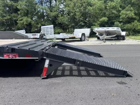 New 2025 Diamond C 82"x16' Low Profile Equipment, 14900 GVWR, 2' Dove, LPX207
