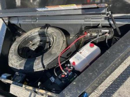 New 2025 Diamond C 82"x20' Equipment, 16' Tilt HDT210