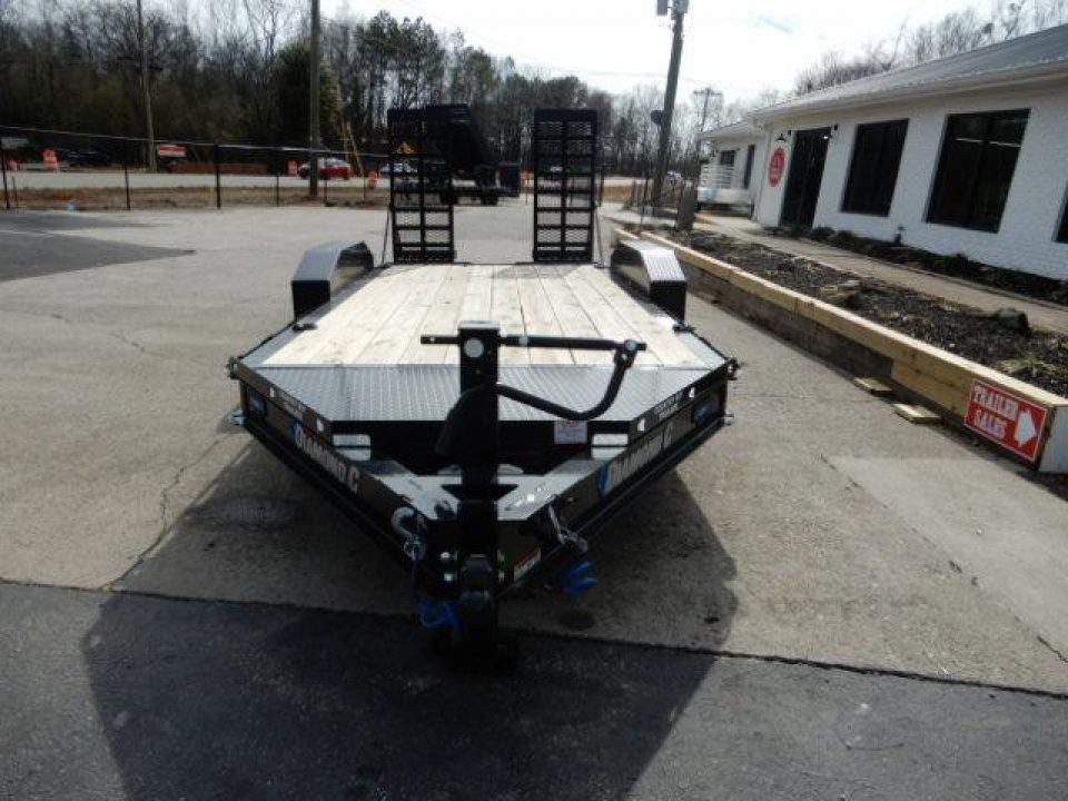 New 2025 Diamond C 16' Low Profile Equipment, 11500lb Payload, 2' Dove w/ cleats, Wide Ramps LPX207