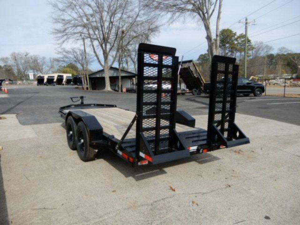 New 2025 Diamond C 16' Low Profile Equipment, 11500lb Payload, 2' Dove w/ cleats, Wide Ramps LPX207