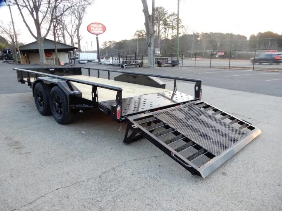 New 2026 Diamond C 82x16' Utility, 2 6K Axles, Tractor Gate