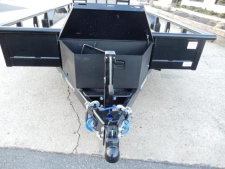 New 2026 Diamond C 82x16' Utility, 2 6K Axles, Tractor Gate