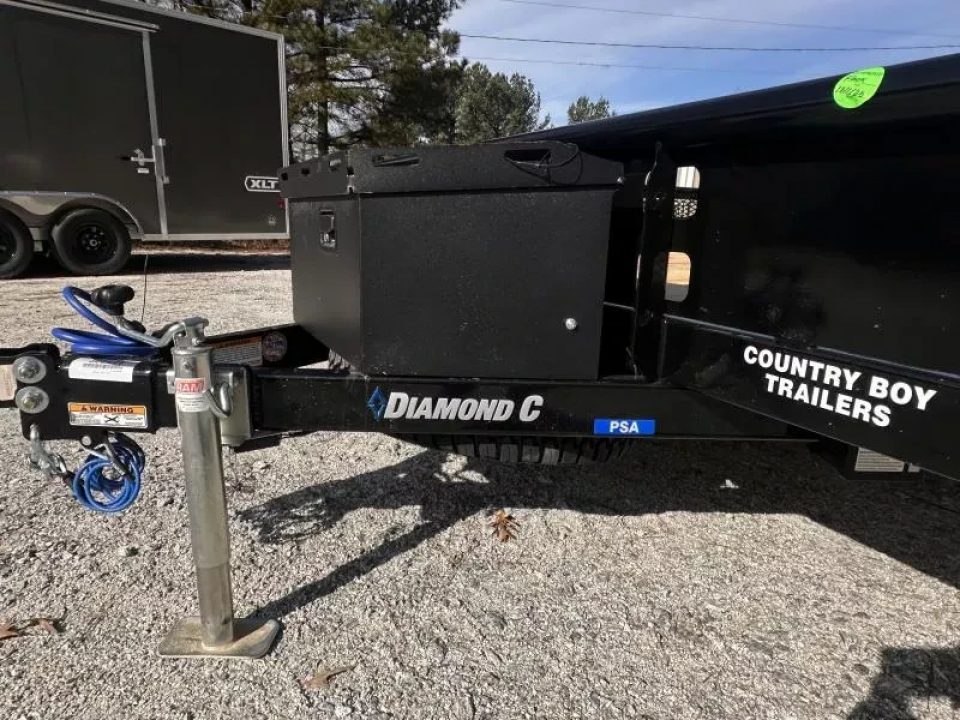 New 2026 Diamond C 83"x12' Utility, Expanded Metal Sides PSA106V