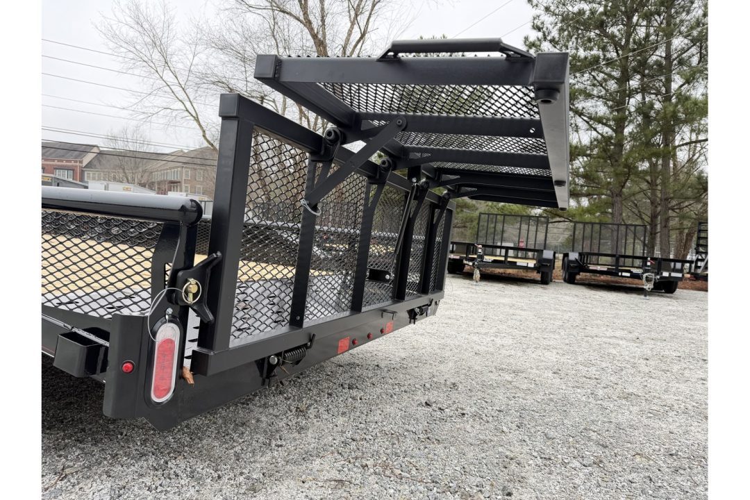 New 2026 Diamond C 14'x83" Tandem Utility, Bi-Fold Gate