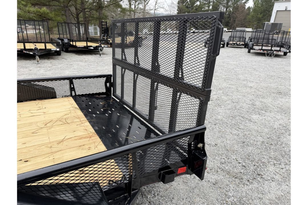 New 2026 Diamond C 14'x83" Tandem Utility, Bi-Fold Gate