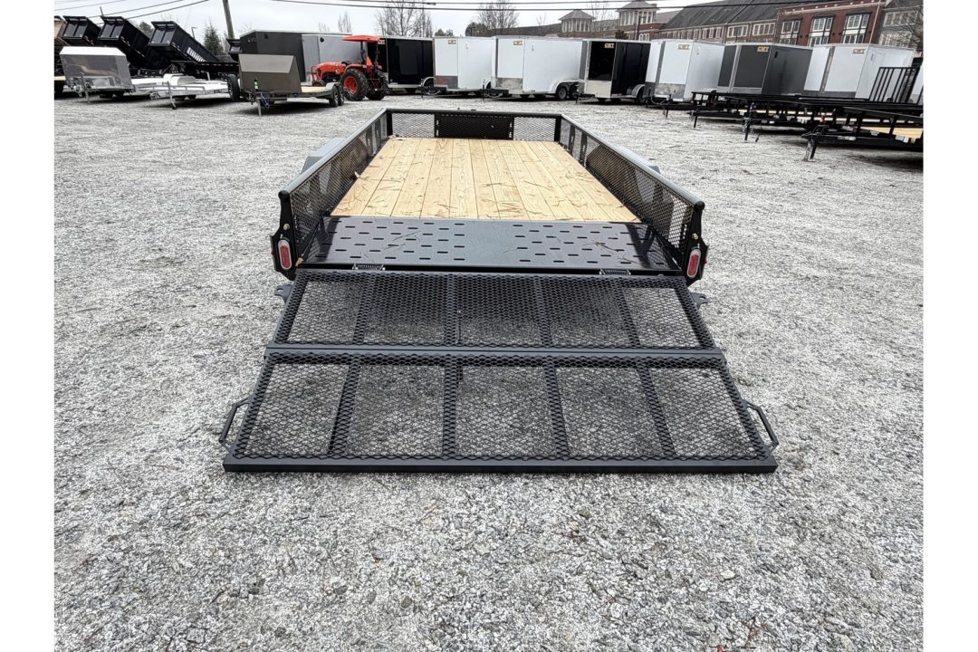 New 2026 Diamond C 14'x83" Tandem Utility, Bi-Fold Gate