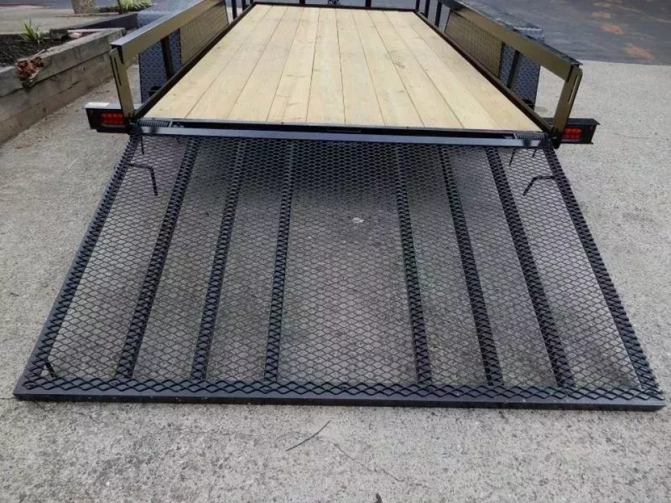 New 2027 Currahee 76"x14' Landscape, Removable Ramp Gate, 14" Sides