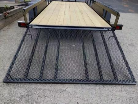 New 2027 Currahee 76"x14' Landscape, Removable Ramp Gate, 14" Sides