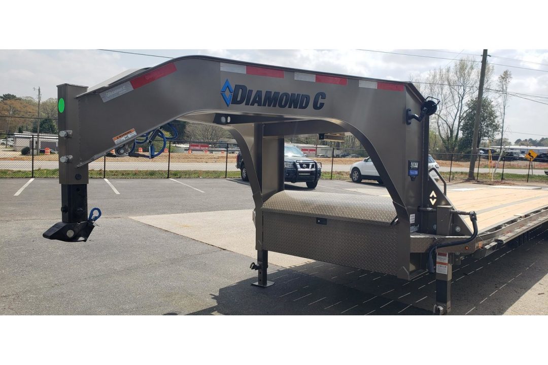 New 2026 Diamond C 8.5x35' Hotshot, 14090 GVWR, Elec-Hydr-Brakes, Max Ramps FMAX208