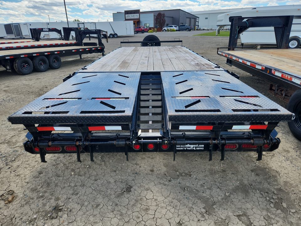 Used 2022 Iron Bull 22' DECKOVER