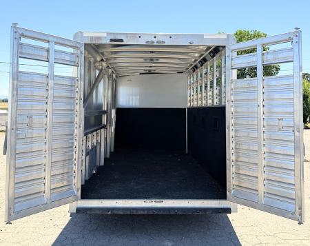 Used 2022 Exiss Trailer 4 Horse Gooseneck Slant Load