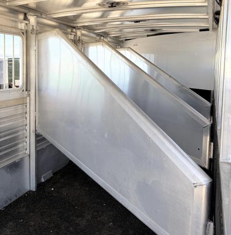 Used 2022 Exiss Trailer 4 Horse Gooseneck Slant Load