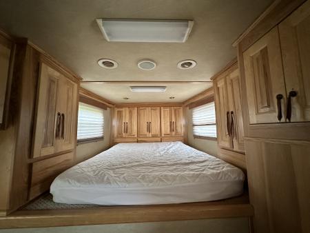 Used 2004 4-Star Trailers 4H 12' LQ Horse Trailer
