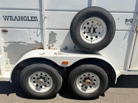 Used 1997 Logan Slant Horse Trailer