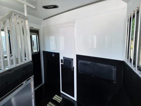 Used 2023 Bison Ranger 3 Living Quarters Horse Trailer