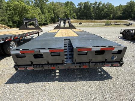New 2026 Diamond C FMAX 210 25’ Flatbed Trailer, MAX RAMPS, SIMOL 20K 2SPD JACKS, ALUMINUM OUTER WHEELS, 14PLY TIRES
