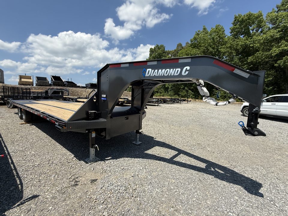 New 2026 Diamond C FMAX 212 30’ Flatbed Trailer, MAX RAMPS, SIMOL 2SPD 20K JACKS, ABS BRAKES, ALUMINUM OUTER WHEELS, 14PLY TIRES