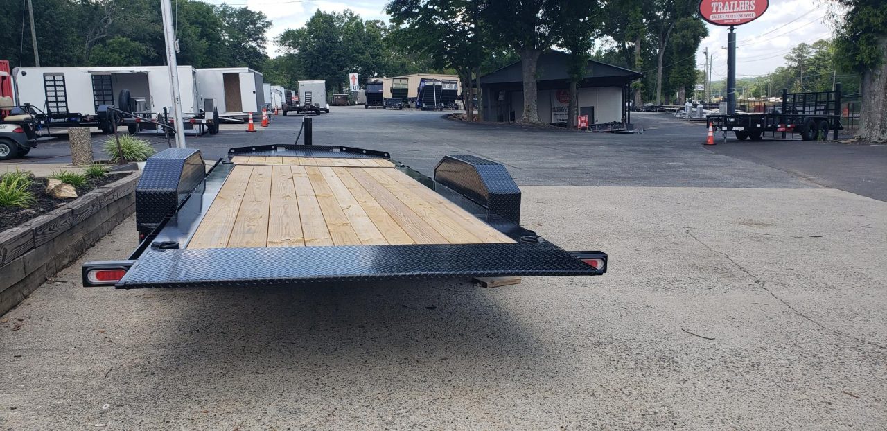 New 2026 Diamond C 82x20' Equipment, 16' Tilt HDT207