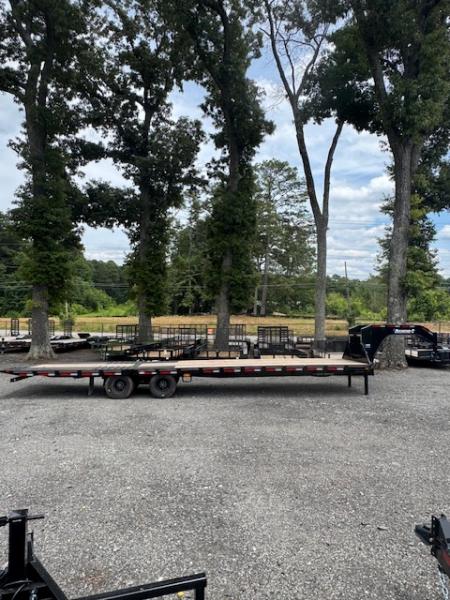 New 2026 DiamondC, 35' Gooseneck, Hydraulic Dove & Jacks FMAX212 HDT