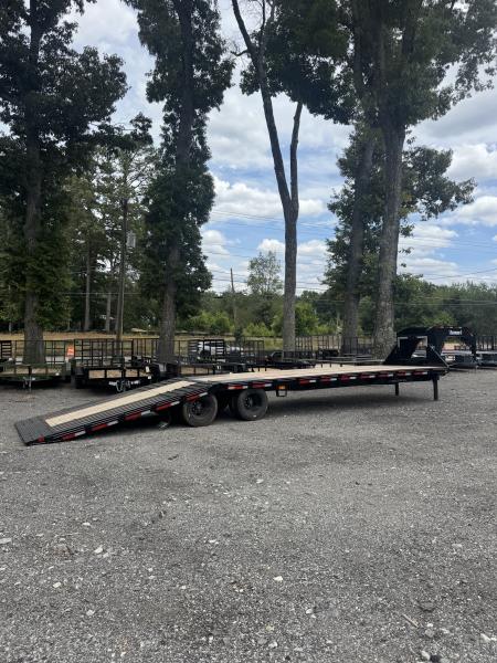 New 2026 DiamondC, 35' Gooseneck, Hydraulic Dove & Jacks FMAX212 HDT