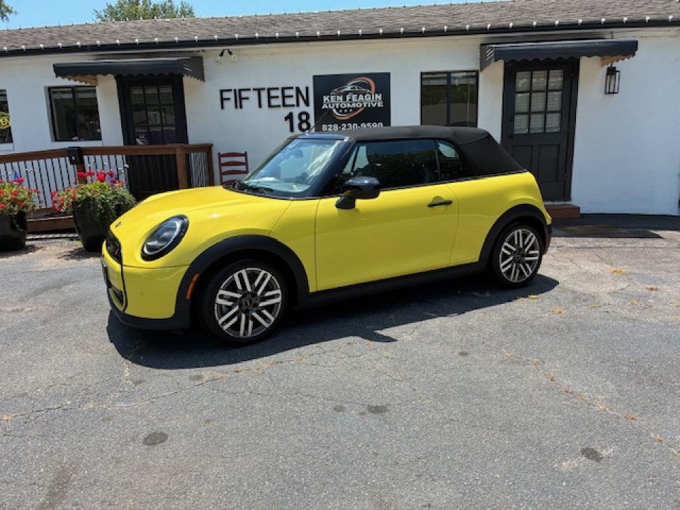 Used 2025 BMW Mini Cooper Sport Car