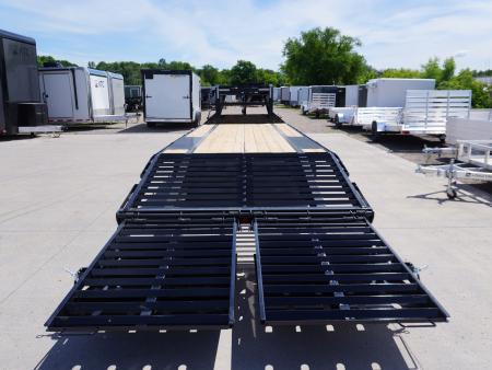 New 2027 PJ Trailers LQ 25ft Gooseneck Trailer