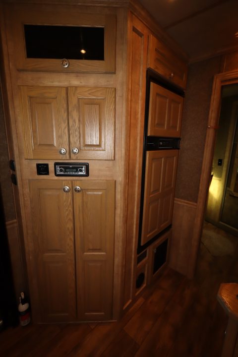 Used 2015 Featherlite Trailers 3 Horse LQ Trailer