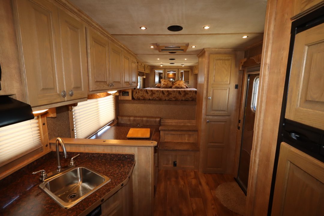 Used 2015 Featherlite Trailers 3 Horse LQ Trailer
