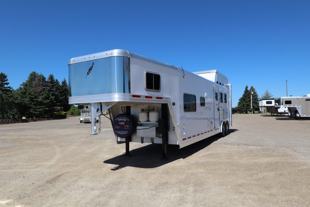 Used 2015 Featherlite Trailers 3 Horse LQ Trailer