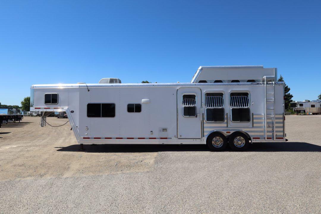 Used 2015 Featherlite Trailers 3 Horse LQ Trailer