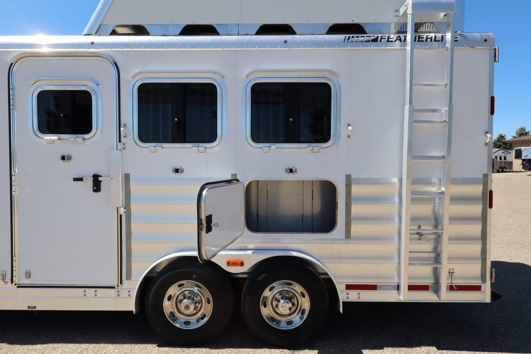 Used 2015 Featherlite Trailers 3 Horse LQ Trailer