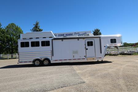 Used 2015 Featherlite Trailers 3 Horse LQ Trailer
