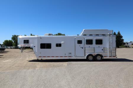 Used 2015 Featherlite Trailers 3 Horse LQ Trailer