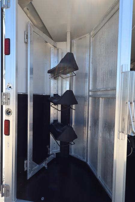 Used 2015 Featherlite Trailers 3 Horse LQ Trailer