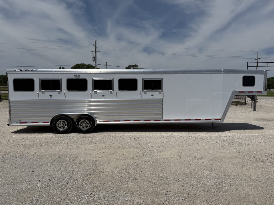 New 2026 Featherlite 6 Horse Gooseneck Horse Trailer