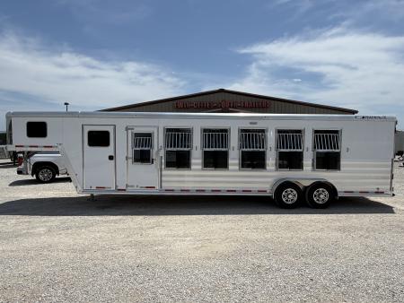 New 2026 Featherlite 6 Horse Gooseneck Horse Trailer