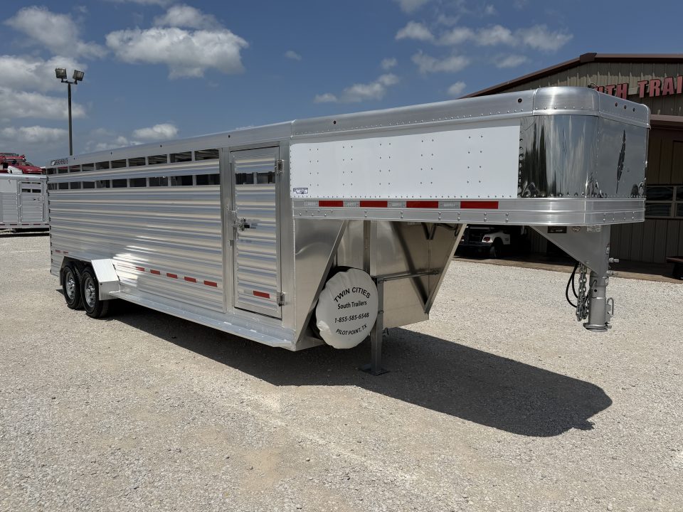New 2026 Featherlite 24' Gooseneck Stock Trailer