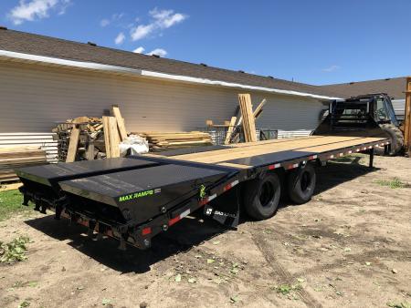 New 2026 Load Trail 30' 24k W/ MAX RAMPS Gooseneck Bodies