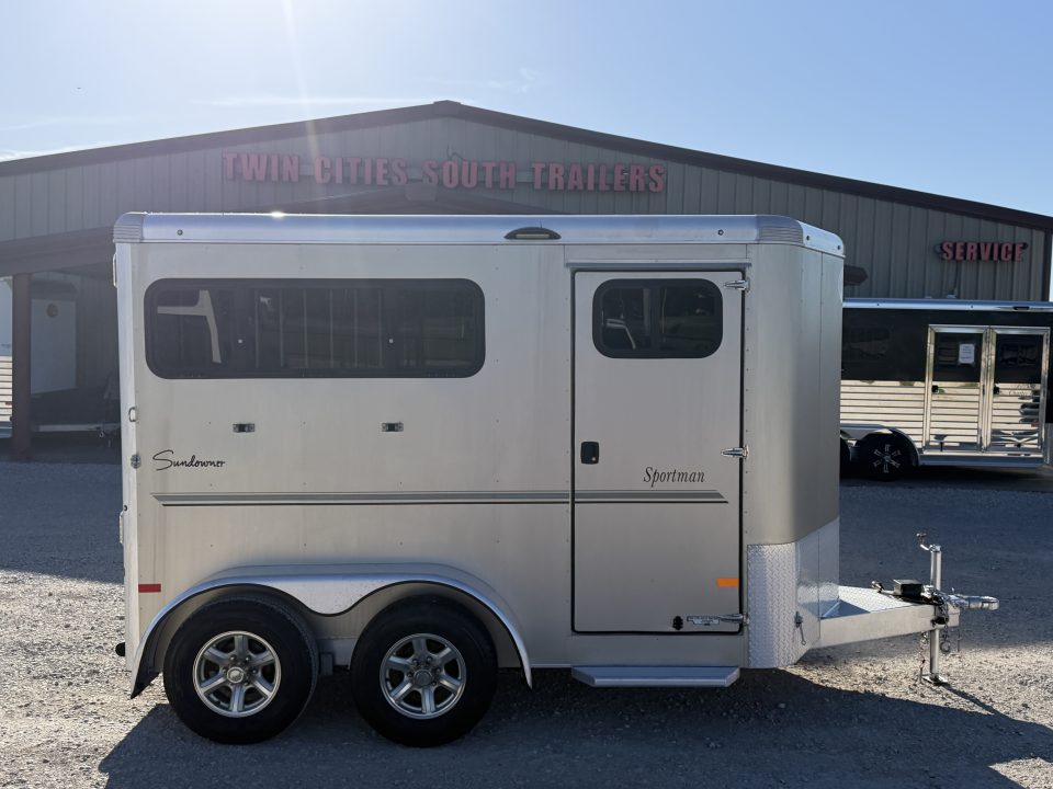 Used 2017 Sundowner 2 Horse Bumper Pull Trailer