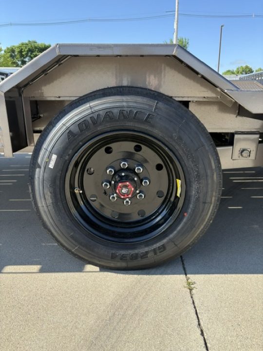New 2026 Diamond T SDSKP2008 Flatbed Trailer 28ft
