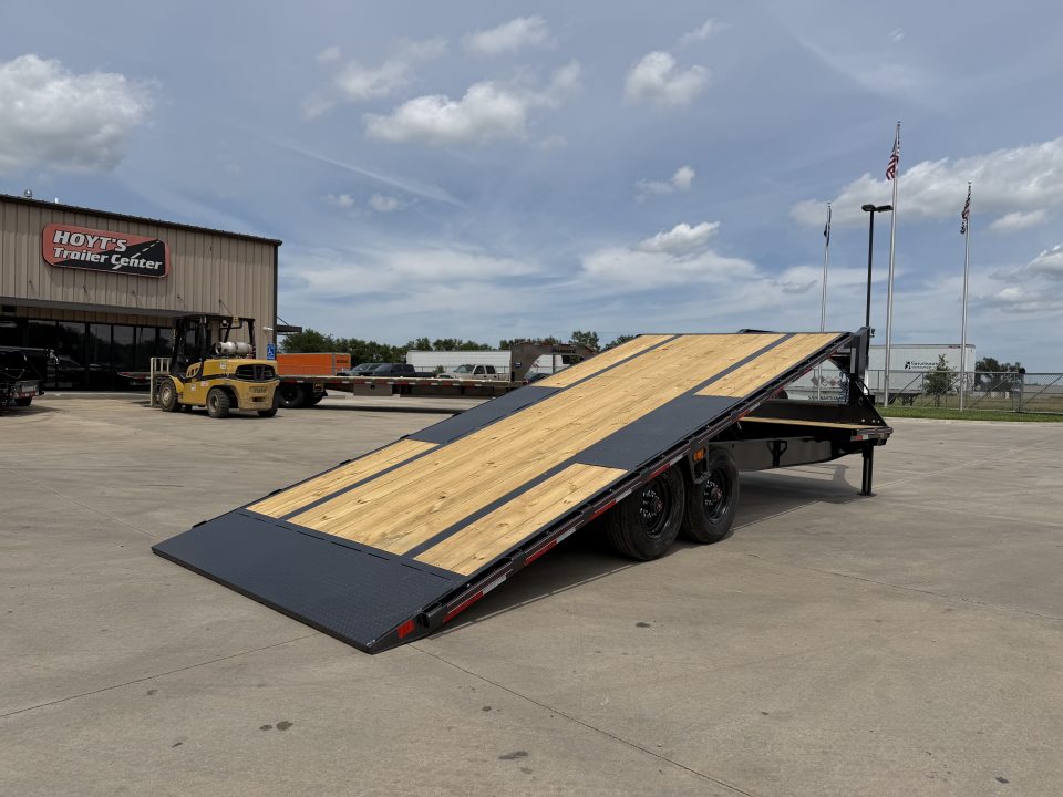 New 2026 Diamond C Trailers DET210 102 X 24 Deckover Trailer
