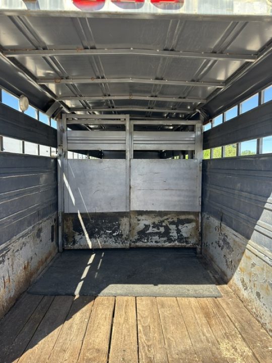 Used 1995 Diamond D 24' Stock