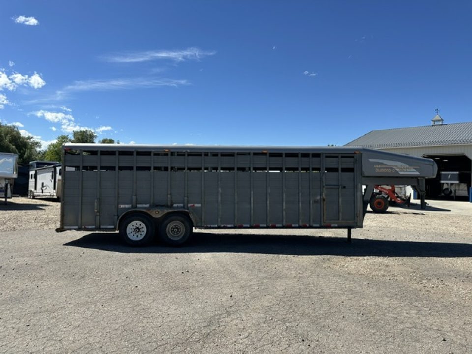 Used 1995 Diamond D 24' Stock