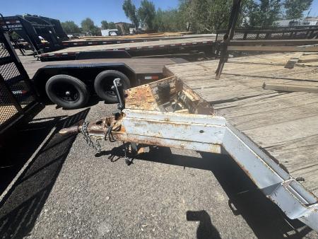 Used 1984 Other 8.5-26 Deckover Equipment Hauler